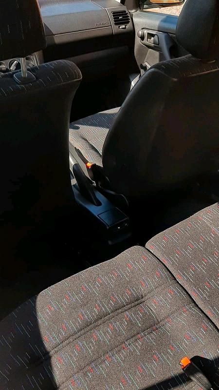 Gebraucht VW Golf III 90 PS (66 kW) 1996 Grün Limousine