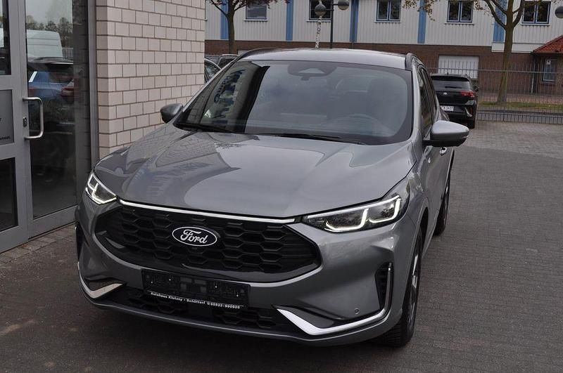 Gebraucht Ford Kuga ST-Line X 186 PS (136 kW) 2025 Grau SUV