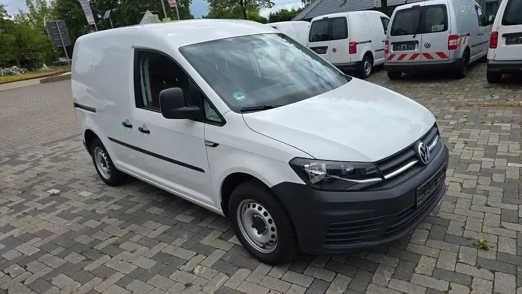 Gebraucht VW Caddy 75 PS (55 kW) 2018 Weiß Van / Kleinbus