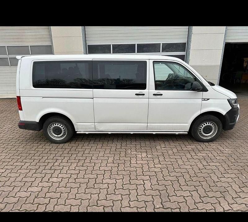 Gebraucht VW Caravelle Trendline 150 PS (110 kW) 2016 Weiß Van / Kleinbus