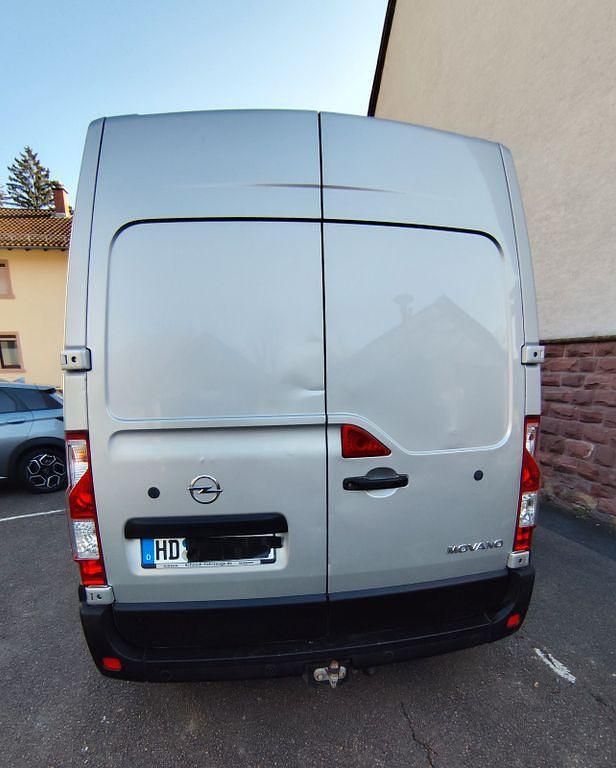 Gebraucht Opel Movano 125 PS (91 kW) 2015 Grau Limousine