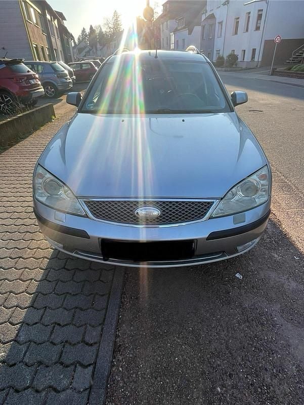 Gebraucht Ford Mondeo 146 PS (107 kW) 2004 Kombi