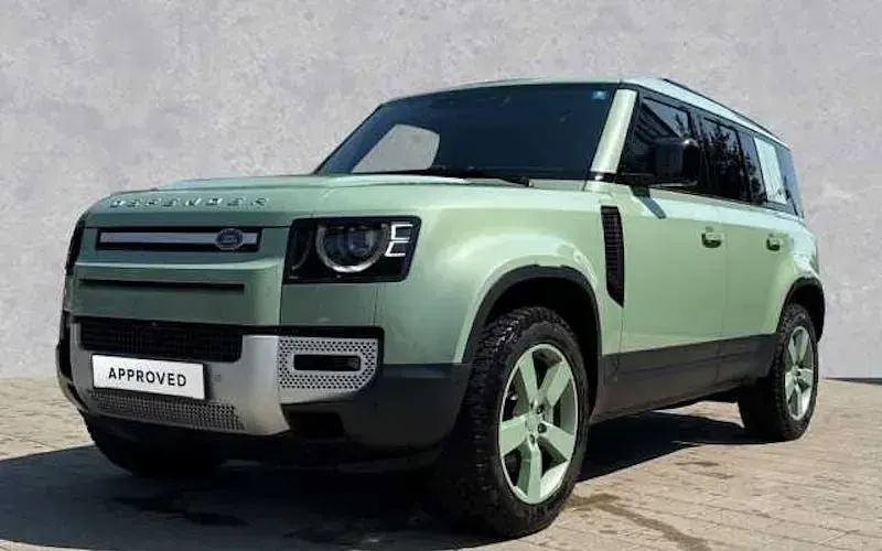 Gebraucht Land Rover Defender 75th Limited Edition 300 PS (220 kW) 2024 Grün SUV