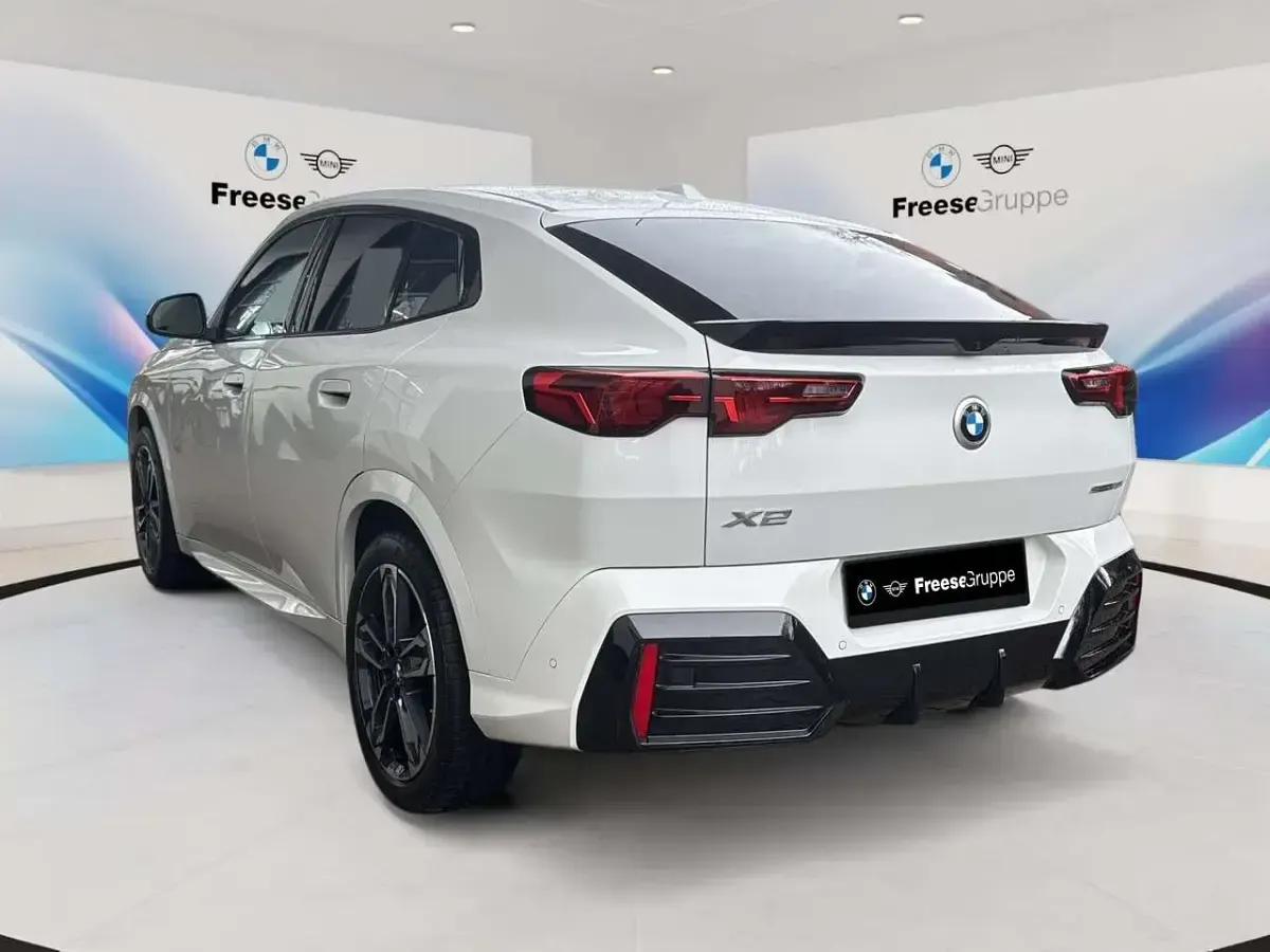 Gebraucht BMW X2 M Sport 156 PS (114 kW) 2025 Weiß SUV
