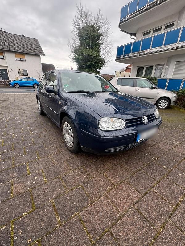 Gebraucht VW Golf IV 101 PS (74 kW) 1998 Blau Kleinwagen