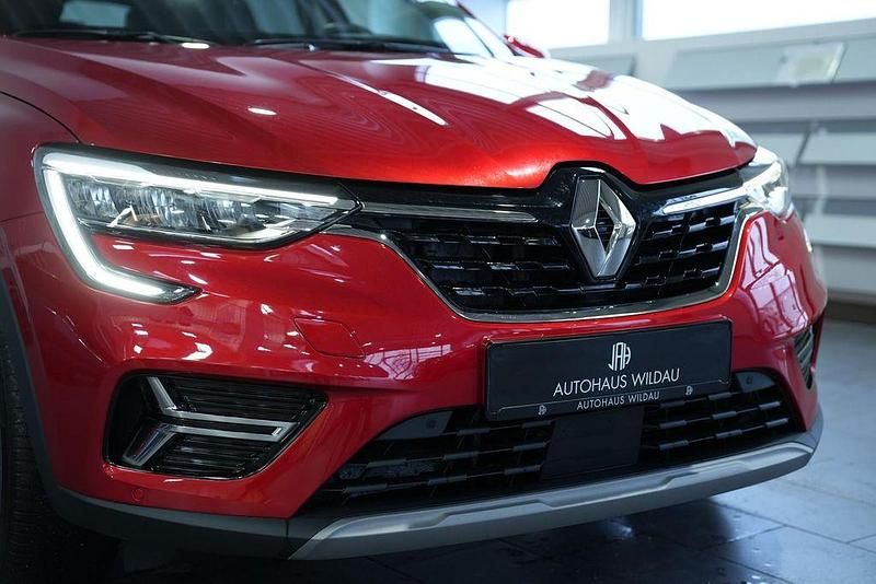 Gebraucht Renault Arkana Techno 140 PS (102 kW) 2023 Dezirrot SUV