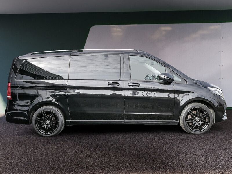 Gebraucht Mercedes V300 Exclusive 239 PS (175 kW) 2019 Schwarz / obsidianschwarz Van / Kleinbus