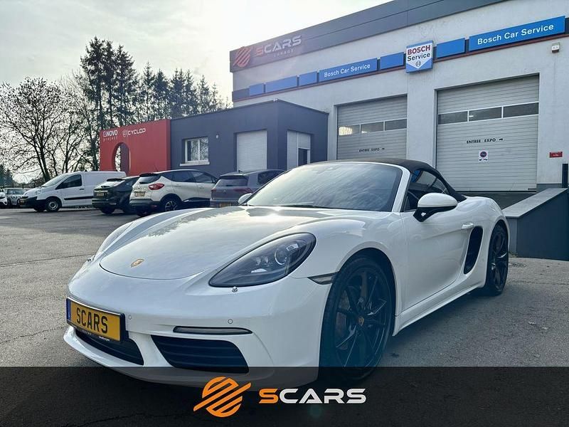 Weiß Gebraucht 2018 Porsche 718 Boxster Cabrio | 54.900 € (Etwas zu teuer) - Bild 1/4