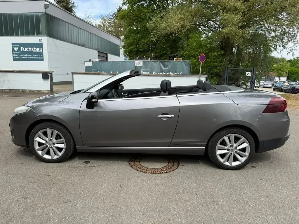Gebraucht Renault Mégane Cabriolet Luxe 131 PS (96 kW) 2010 Grau cassiopee Cabrio