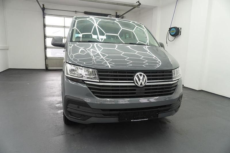 Gebraucht VW Multivan 150 PS (110 kW) 2020 Grau Van