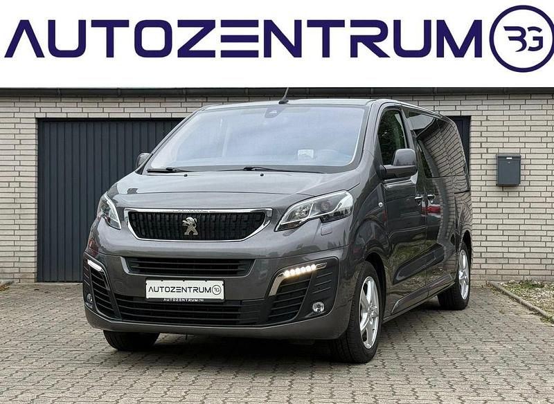 Grau Gebraucht 2018 Peugeot Traveller Business-Line Van / Kleinbus | 22.900 € (Guter Preis) - Bild 1/3
