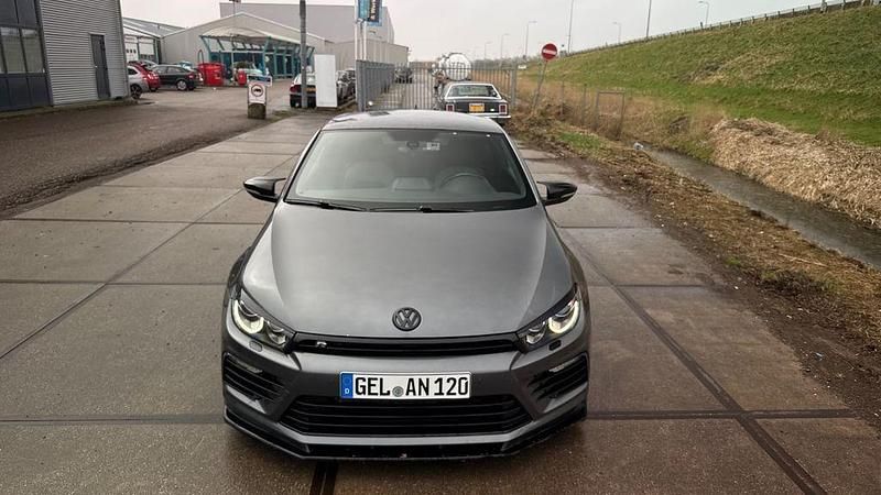 Gebraucht VW Scirocco R 280 PS (205 kW) 2015 Grau Coupé