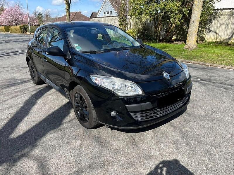 Gebraucht Renault Mégane Expression 101 PS (74 kW) 2012 Schwarz Limousine