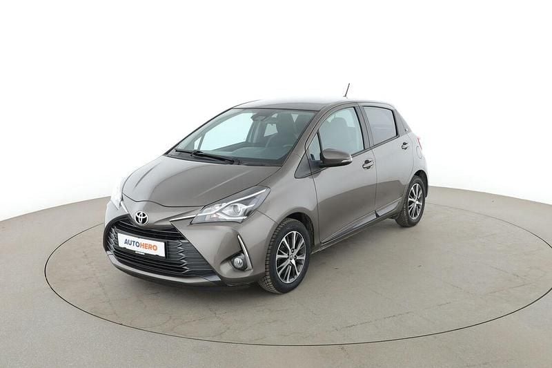 Gebraucht Toyota Yaris Club 112 PS (82 kW) 2019 Limousine