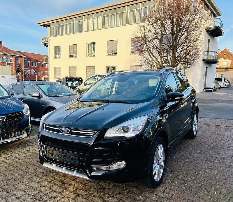 Gebraucht Ford Kuga Individual 150 PS (110 kW) 2016 Shadow black SUV