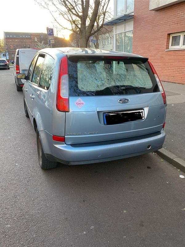 Second-hand Ford Focus 109 CP (80 kW) 2004 Albastru Break
