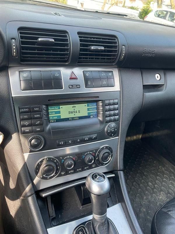 Gebraucht Mercedes C230 192 PS (141 kW) 2004 Blau Kombi