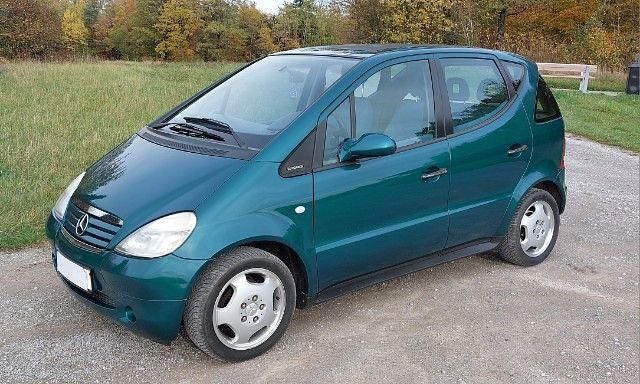 Gebraucht Mercedes A160 Elegance 102 PS (75 kW) 1998 Grün Van / Kleinbus