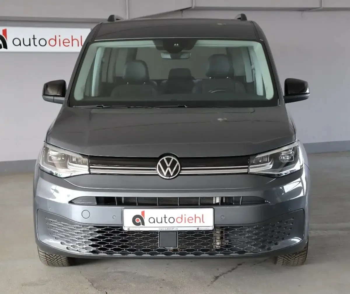 Gebraucht VW Caddy Maxi Style 122 PS (89 kW) 2022 Grau Van / Kleinbus