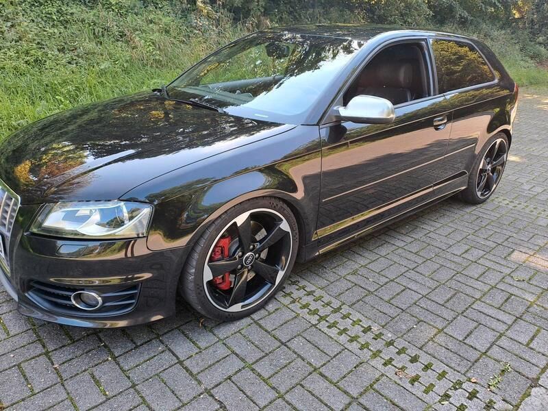 Schwarz Gebraucht 2011 Audi S3 Coupé | 15.000 € - Bild 1/4