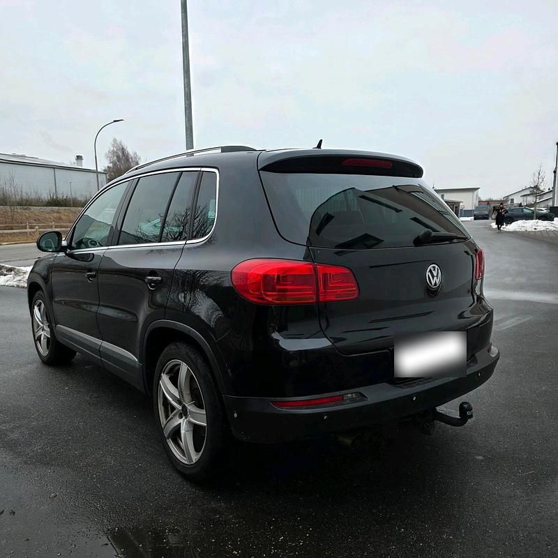 Gebraucht VW Tiguan Cup 140 PS (102 kW) 2014 Schwarz SUV
