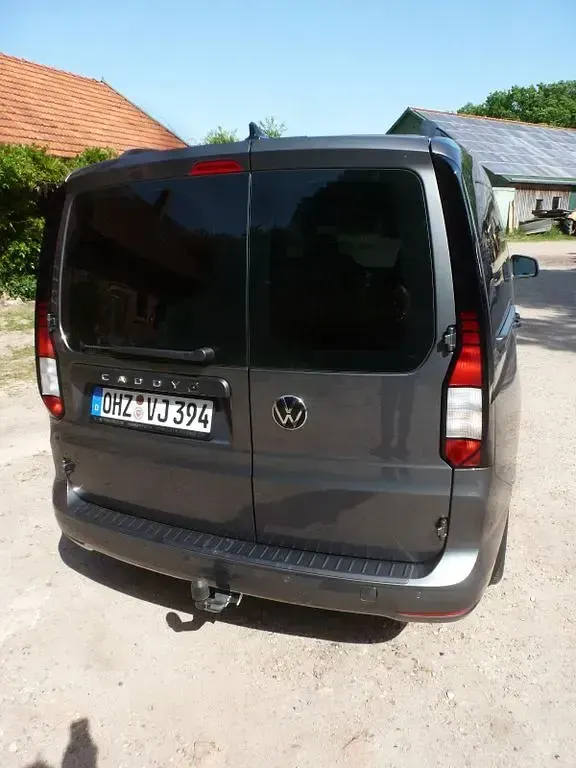 Gebraucht VW Caddy Maxi 122 PS (89 kW) 2023 Van / Kleinbus