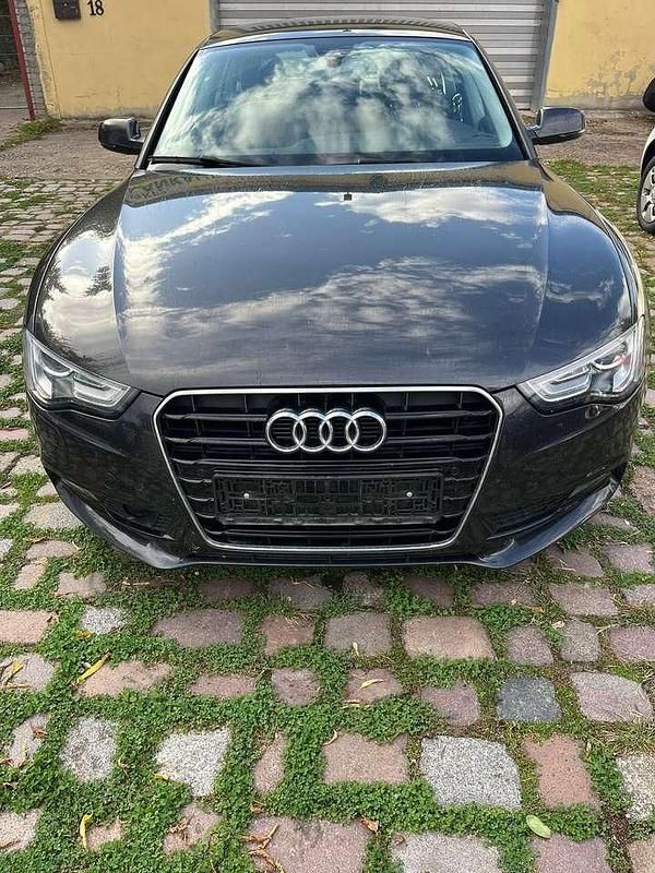 Schwarz Gebraucht 2016 Audi A5 Sportback S-Line Kleinwagen | 13.700 € - Bild 1/4