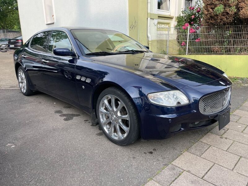 Gebraucht Maserati Quattroporte GT 400 PS (294 kW) 2007 Blau Limousine