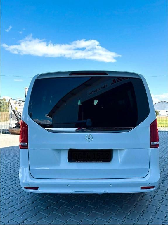 Gebraucht Mercedes V300 AMG line 237 PS (174 kW) 2021 Weiß Van / Kleinbus