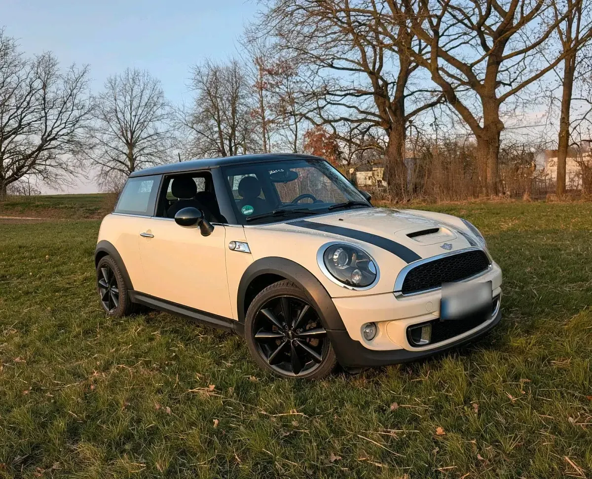 Gebraucht Mini Cooper SD 143 PS (105 kW) 2011 Beige Kleinwagen