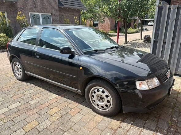 Schwarz Gebraucht 1997 Audi A3 Limousine | 999 € (Fairer Preis) - Bild 1/4