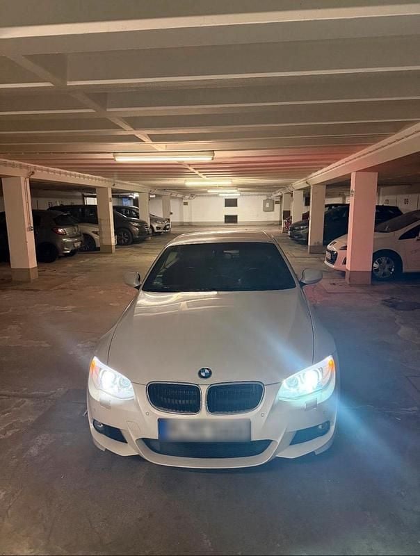 Gebraucht BMW 335 Cabriolet M Performance 326 PS (239 kW) 2011 Weiß Cabrio