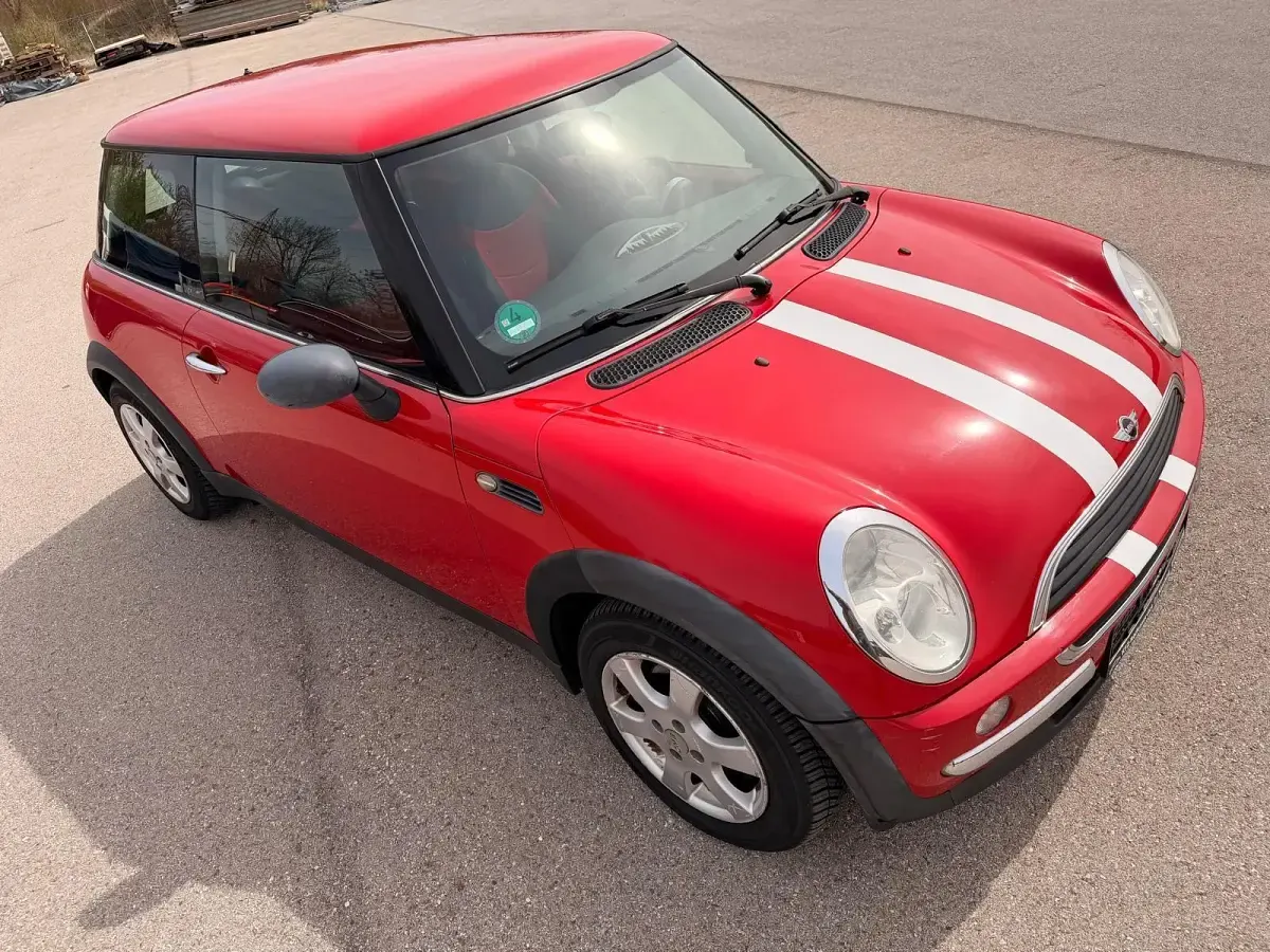 Usata Mini ONE 90 CV (66 kW) 2002 Rosso Utilitaria