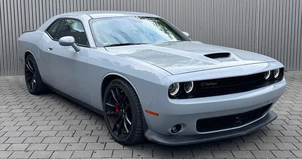 Gebraucht Dodge Challenger 377 PS (277 kW) 2023 Grau Coupé