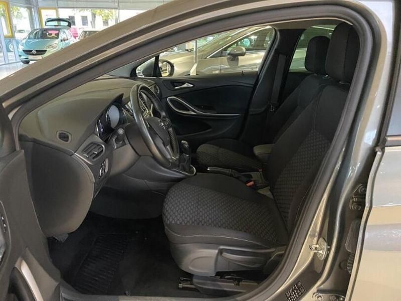 Gebraucht Opel Astra Edition 131 PS (96 kW) 2020 Grau Kombi