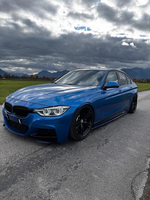 Blau Gebraucht 2016 BMW 340 M Sport Limousine | 26.999 € (Guter Preis) - Bild 1/4
