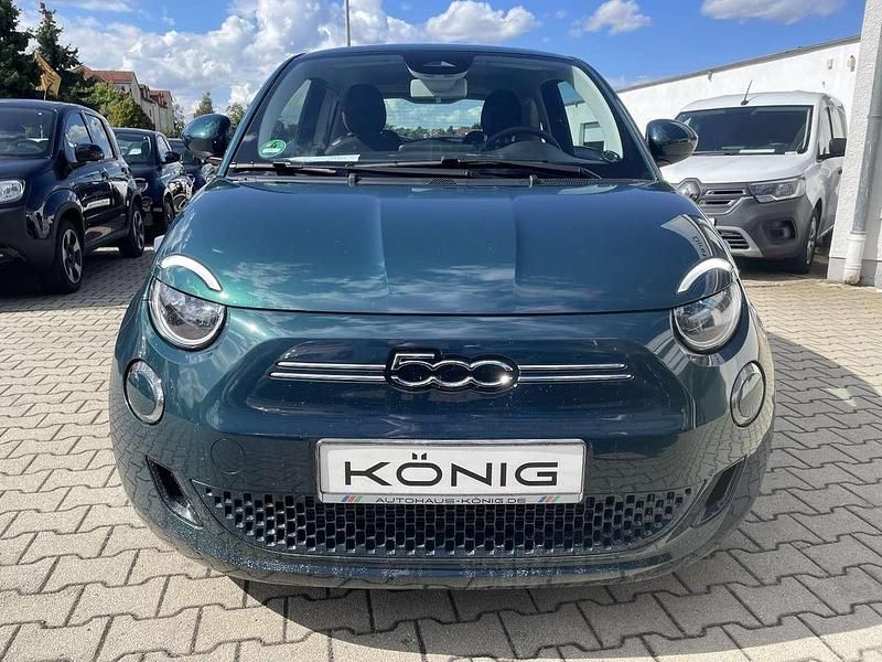 Grün Gebraucht 2023 Fiat 500e Kleinwagen | 24.998 € (Fairer Preis) - Bild 1/3