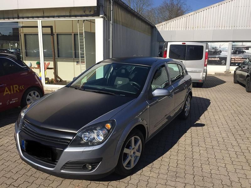 Blau Gebraucht 2007 Opel Astra Limousine | 1.650 € - Bild 1/3