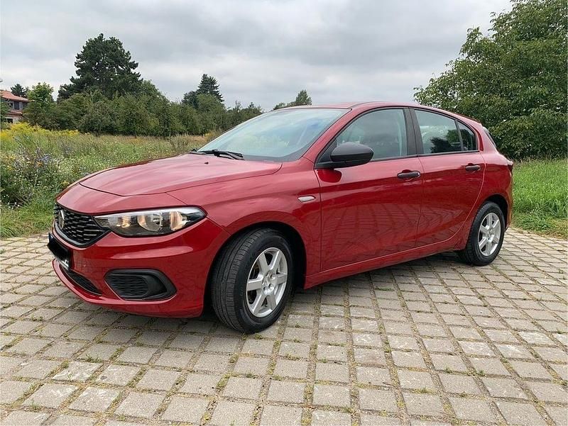 Rot Gebraucht 2019 Fiat Tipo Pop Limousine | 8.500 € (Superpreis) - Bild 1/4
