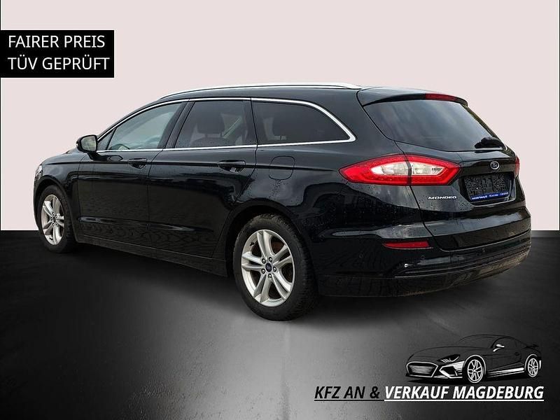Gebraucht Ford Mondeo Titanium 160 PS (117 kW) 2018 Schwarz Kombi