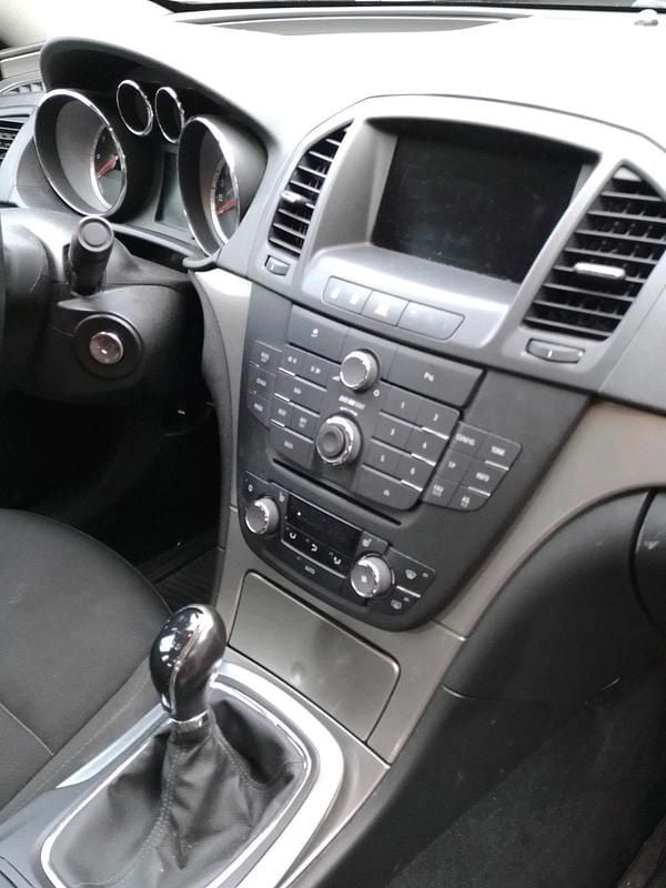 Gebraucht Opel Insignia 179 PS (131 kW) 2010 Schwarz Limousine