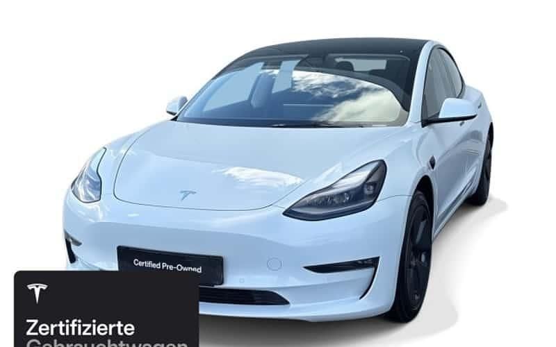 Weiß Gebraucht 2021 Tesla Model 3 Long Range RWD Limousine | 29.500 € (Teuer) - Bild 1/4