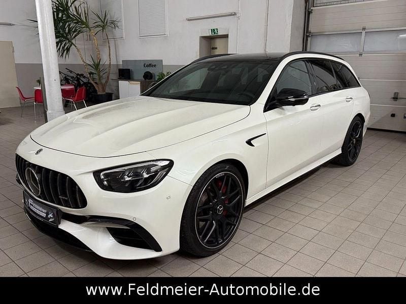 Weiß Gebraucht 2022 Mercedes E63 AMG AMG Limousine | 87.700 € (Fairer Preis) - Bild 1/4