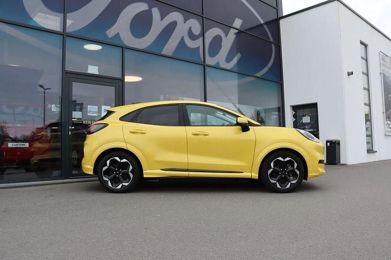 Neu Ford Puma Gen-E Premium 124 kW (169 PS) 2026 Electric yellow metallic SUV