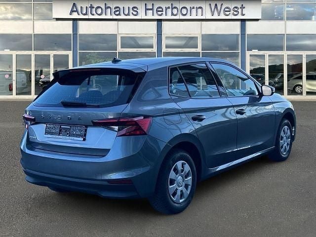 Gebraucht Skoda Fabia Essence 95 PS (69 kW) 2025 Grau Kleinwagen