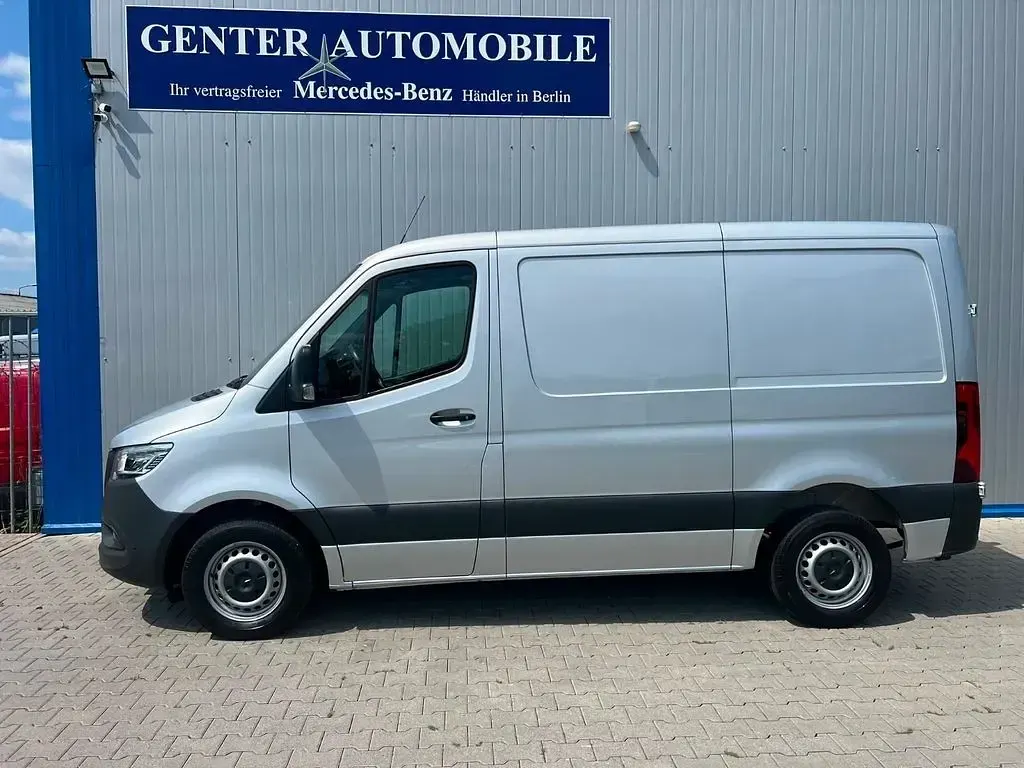 Gebraucht Mercedes Sprinter 143 PS (105 kW) 2021 Silber Van