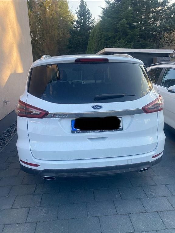 Gebraucht Ford S-MAX Vignale 190 PS (139 kW) 2018 Weiß Van / Kleinbus