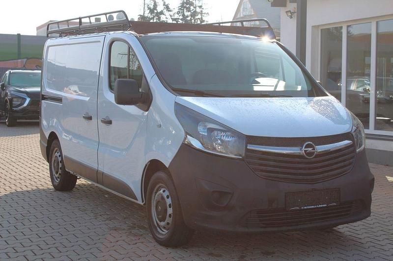 Gebraucht Opel Vivaro 120 PS (88 kW) 2017 Weiß Van / Kleinbus