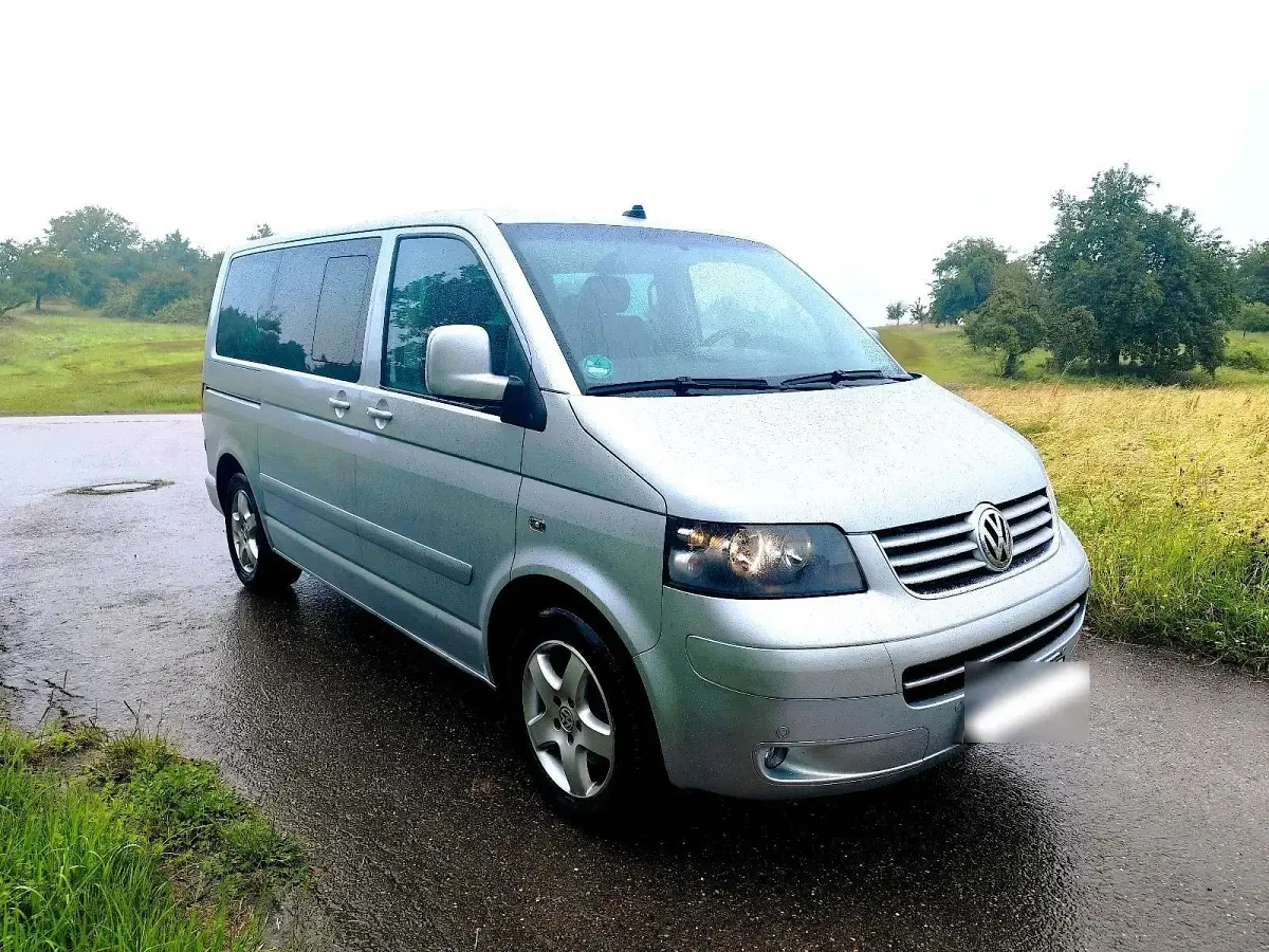 Gebraucht VW Multivan 174 PS (127 kW) 2004 Silber Van / Kleinbus