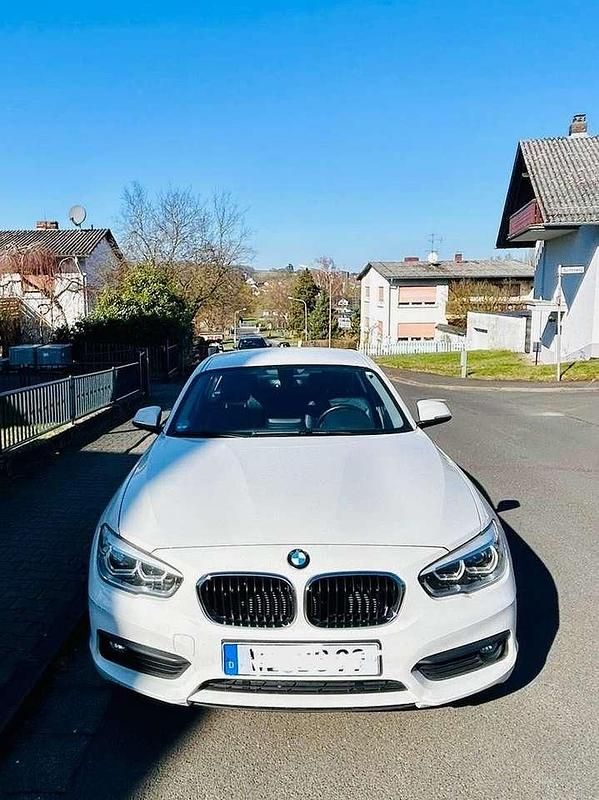 Gebraucht BMW 120 Advantage 190 PS (139 kW) 2015 Kleinwagen